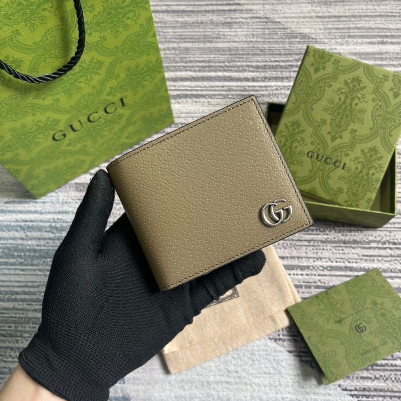 G*u*i wallets & purse
